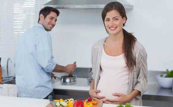 孕期体重增长参考标准：长得太快是否正常？